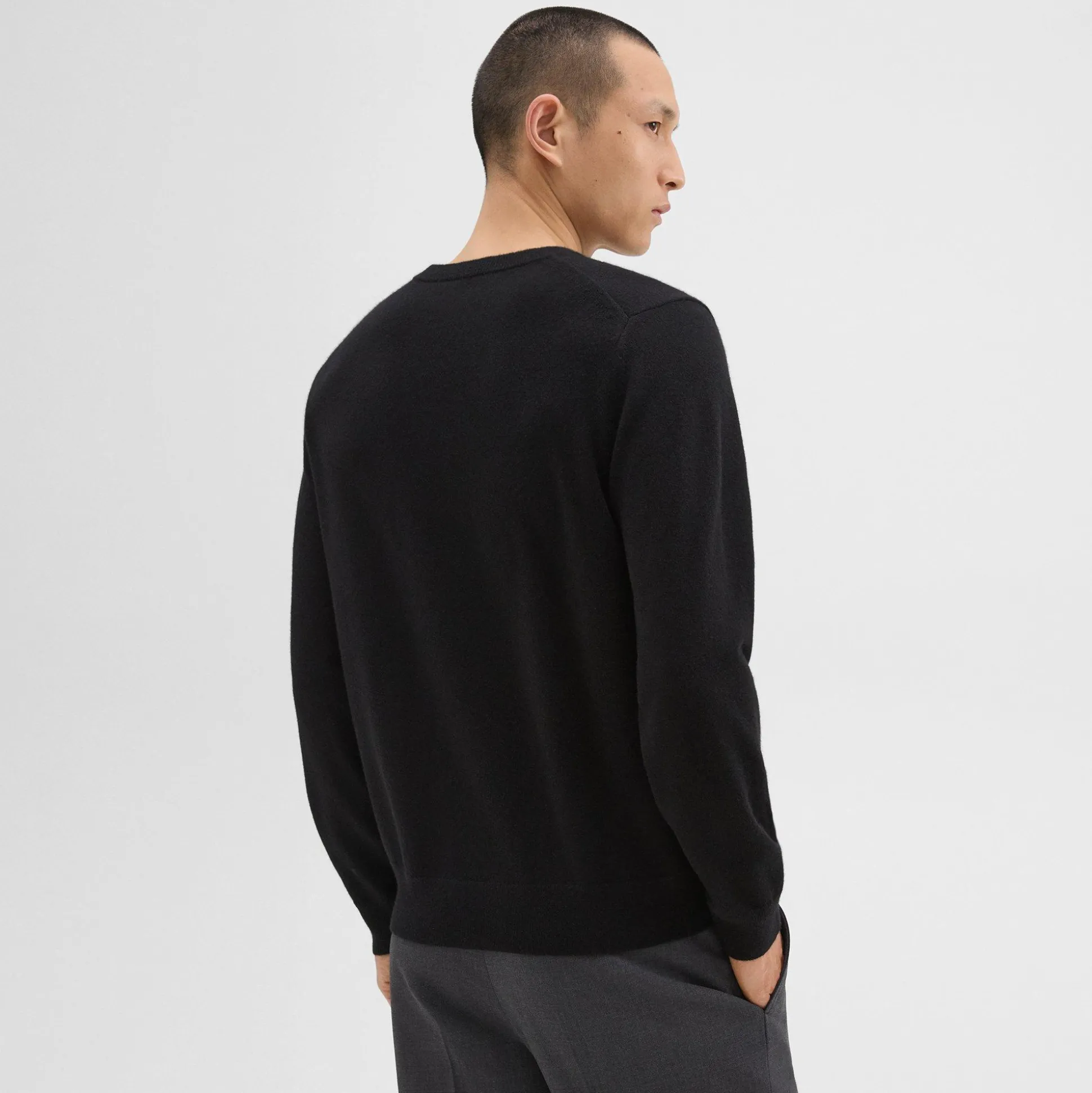 Theory Hilles Crewneck Sweater In Cashmere-Men Sweaters + Cardigans