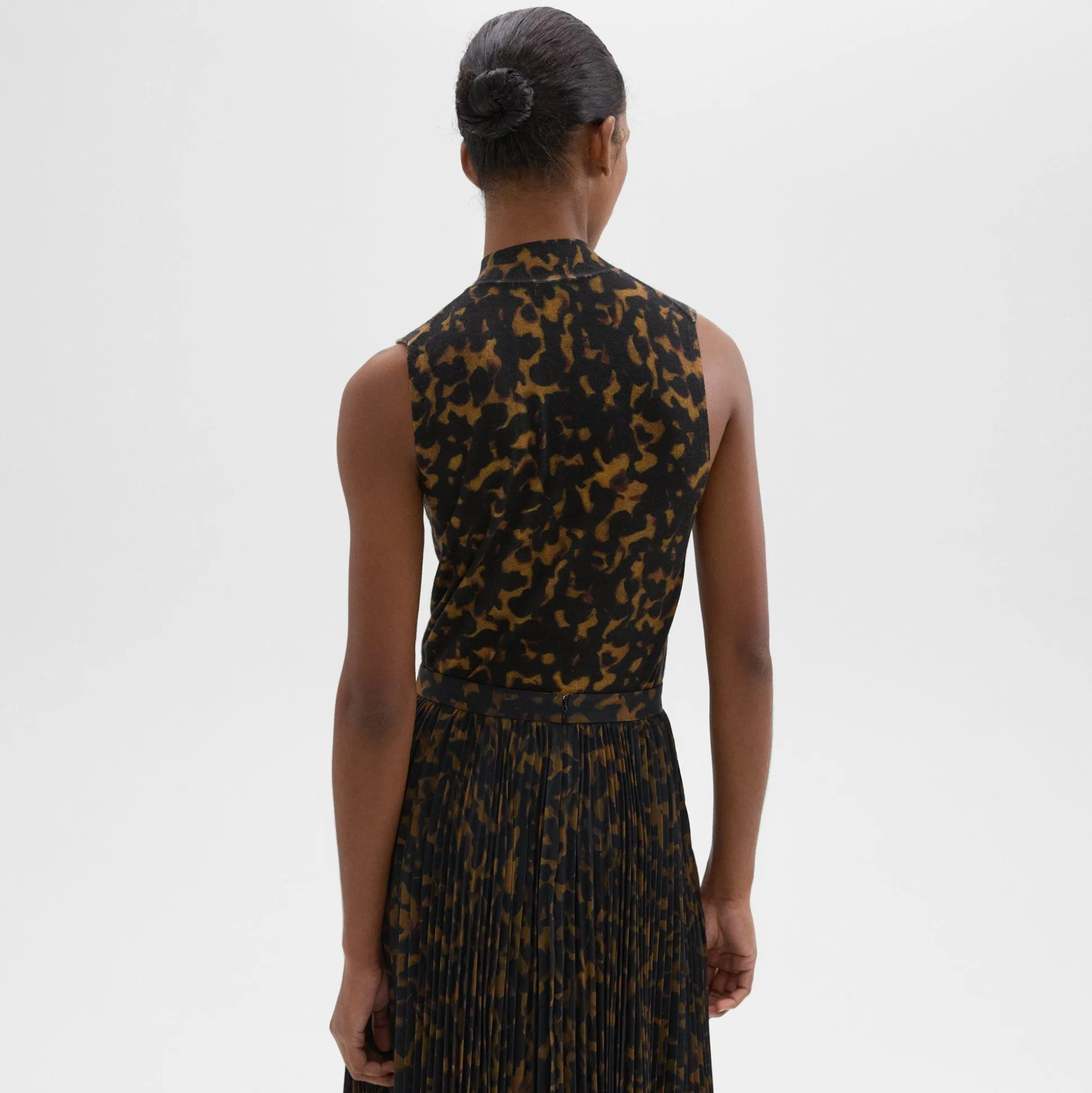 Theory Tortoiseshell Printed Shell In Merino Wool-Women Sweaters + Cardigans